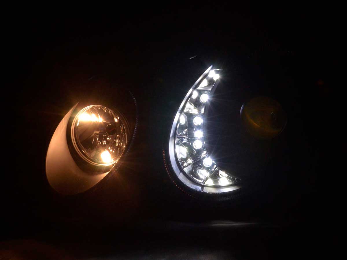 Scheinwerfer Set Daylight LED TFL-Optik Mercedes E-Klasse 211 02-06 schwarz Scheinwerfer Set Daylight LED TFL-Optik Mercedes E-Klasse 211 02-06 schwarz